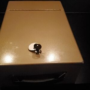 Vintage Rockaway Courier-Grade Bank Deposit With Key
